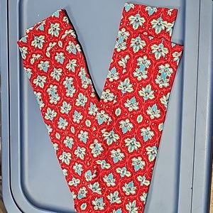 Lularoe kids l/xl red leggings with blue leaves